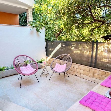 Orhideja Apartment With Private Backyard Premantura Bagian luar foto